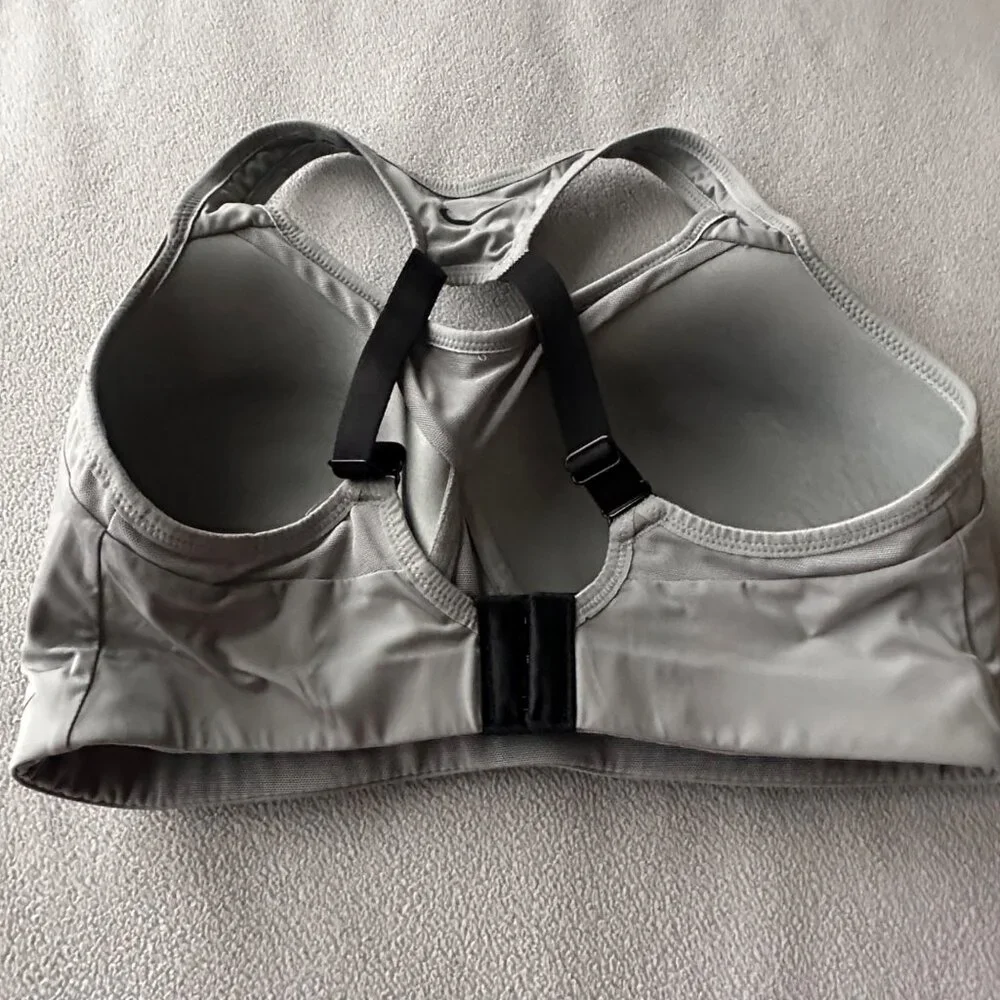 Nike Sports Bra Womens Medium Alpha Sport Wireless Support Racer Back Dri Fit - Picture 4 of 7